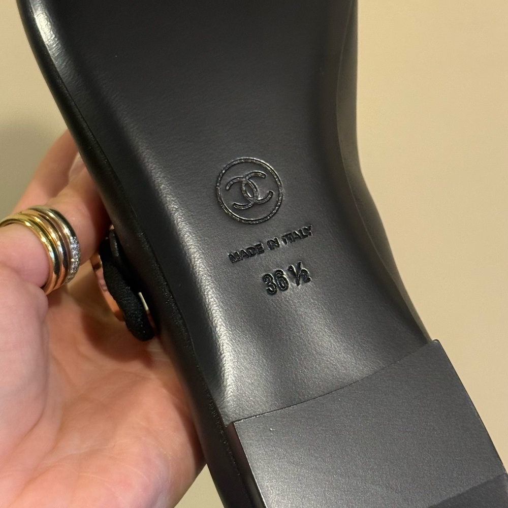 Brand new in box black Chanel Mary Jane’s size 36.5 - Picture 4 of 7